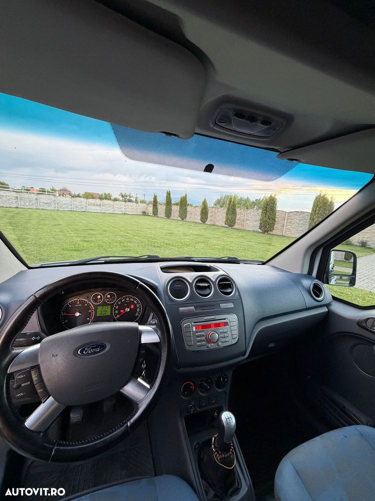 Ford Transit Connect 65 SWB 5 Locuri Ambiente - 3