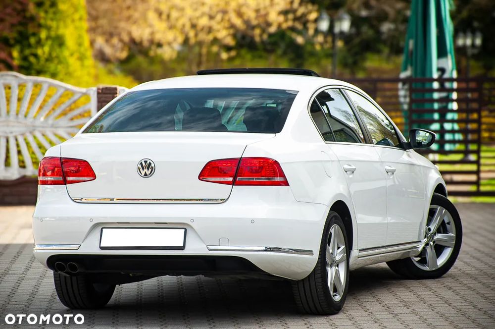 Volkswagen Passat 2.0 Blue TDI SCR Highline - 15