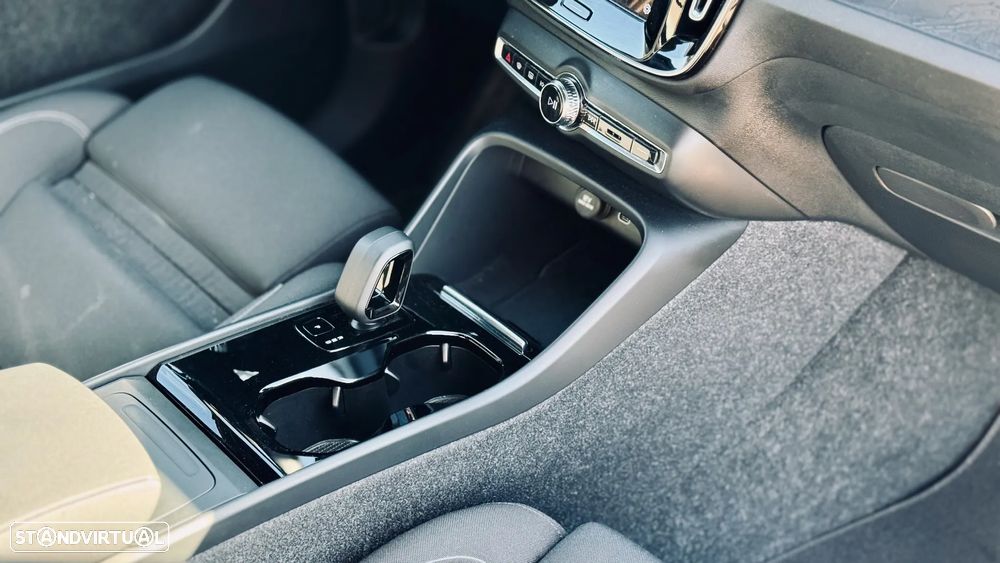 Volvo XC 40 Recharge 69 kWh Single Motor Plus - 19