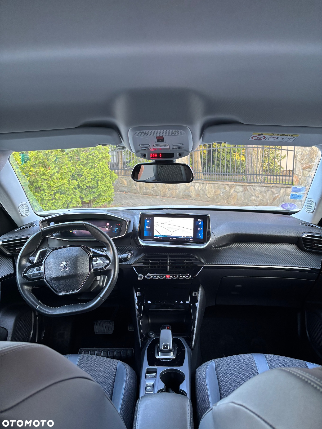 Peugeot 2008 PureTech 130 EAT8 Allure - 15