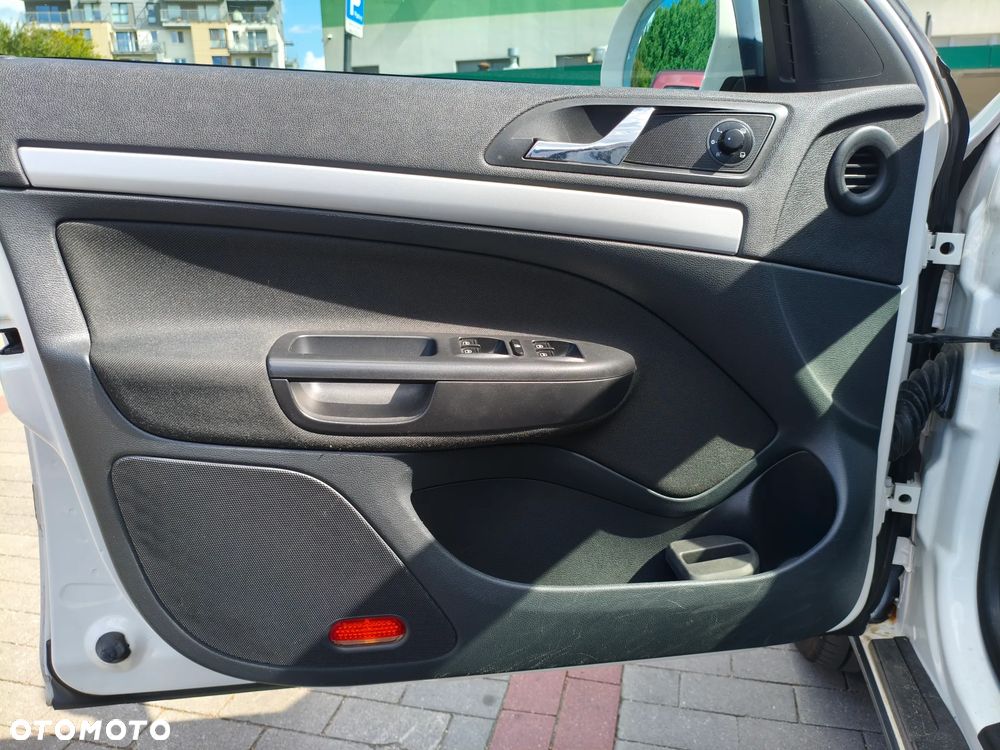 Skoda Octavia Scout 2.0 TDI DPF DSG - 21