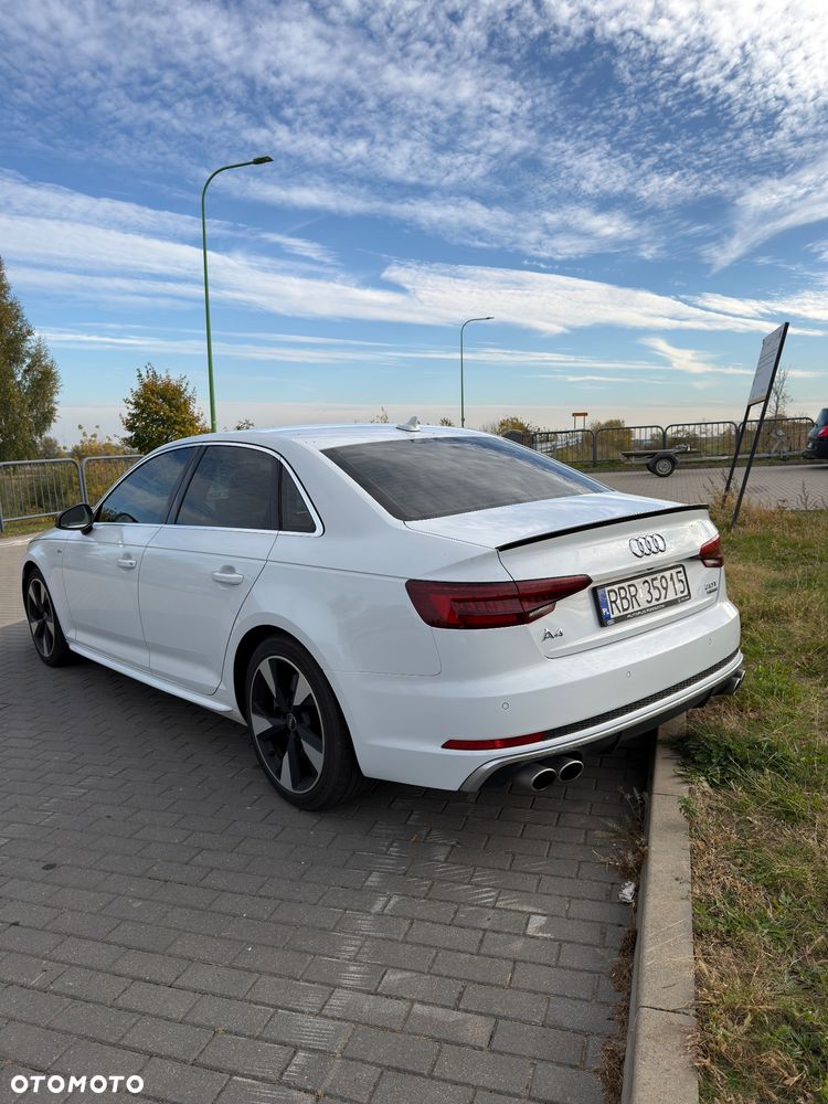 Audi A4 2017 photo 4