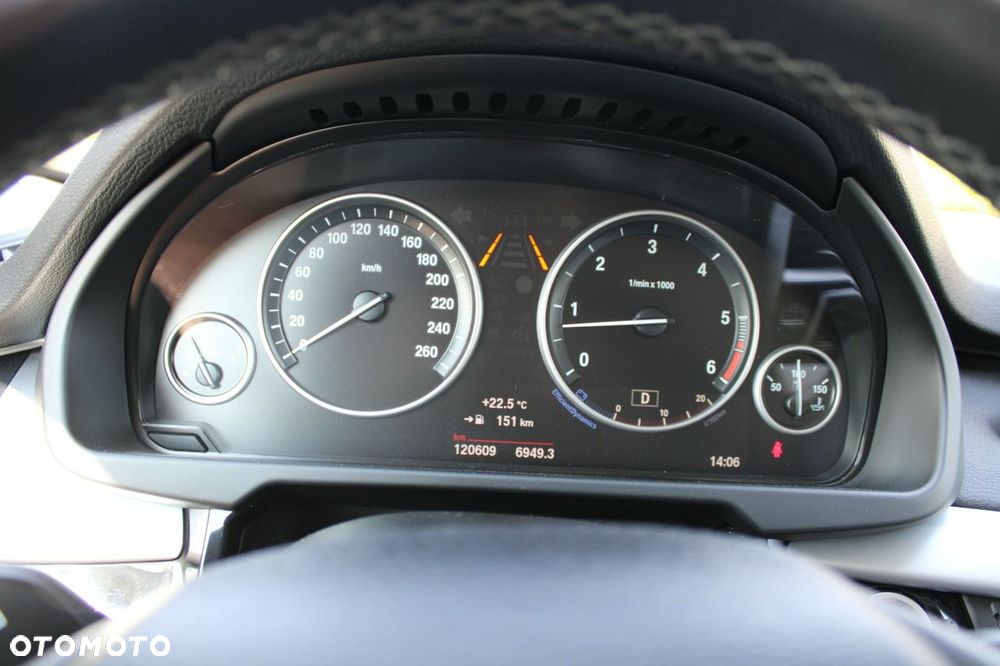 BMW X5 xDrive30d - 19