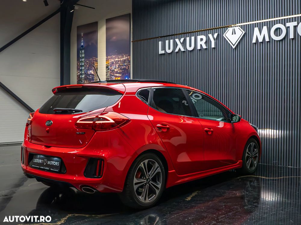 Kia Ceed 1.6 CRDi 136 ISG GT Line - 6