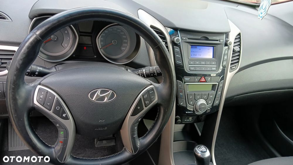 Hyundai i30 blue 1.6 GDI Trend - 20