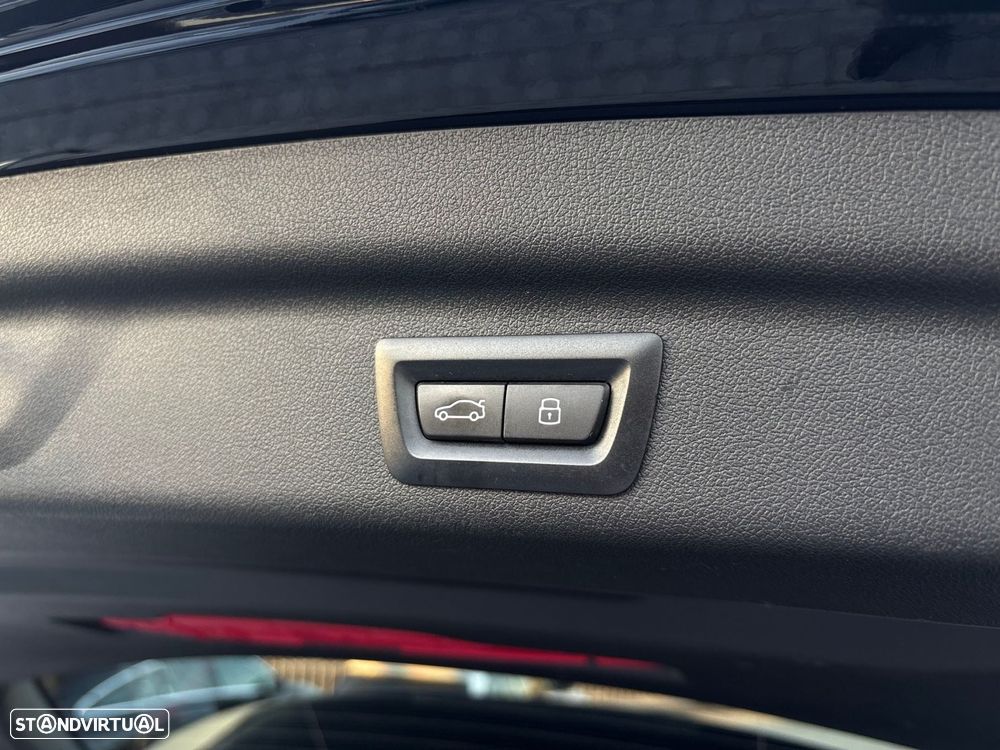 BMW 225xe Active Tourer e xDrive Edição Optimized - 49