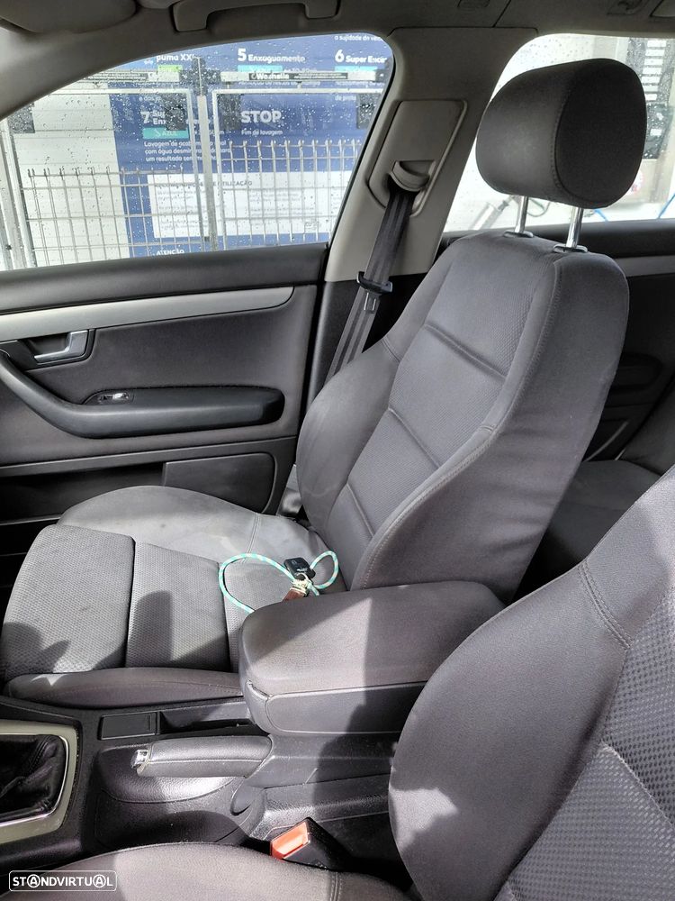 Audi A4 Avant 1.9 TDI m5 Sport - 9