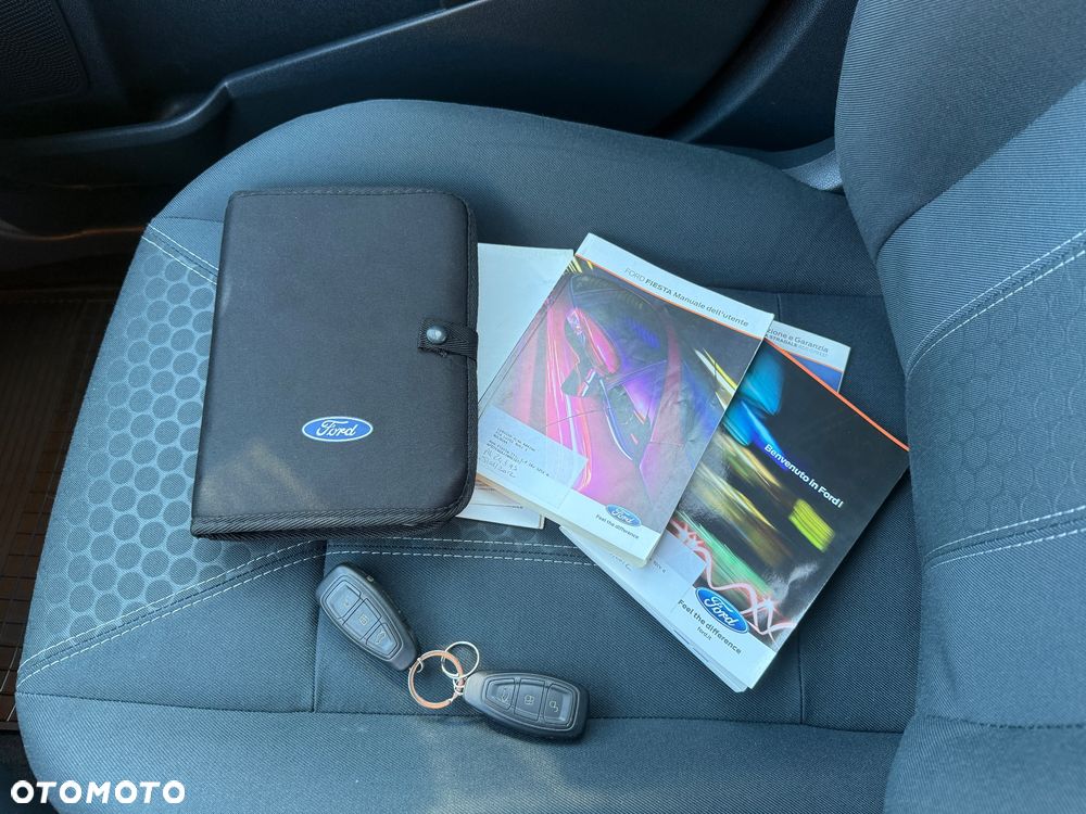 Ford Fiesta 1.4 Titanium - 28