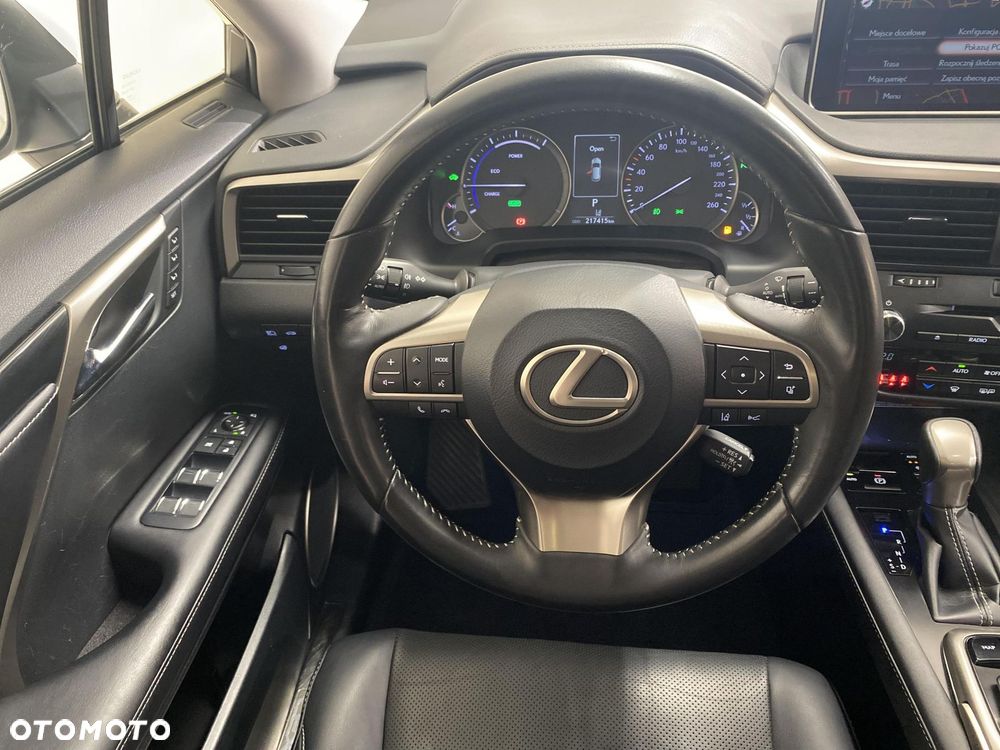 Lexus RX - 11