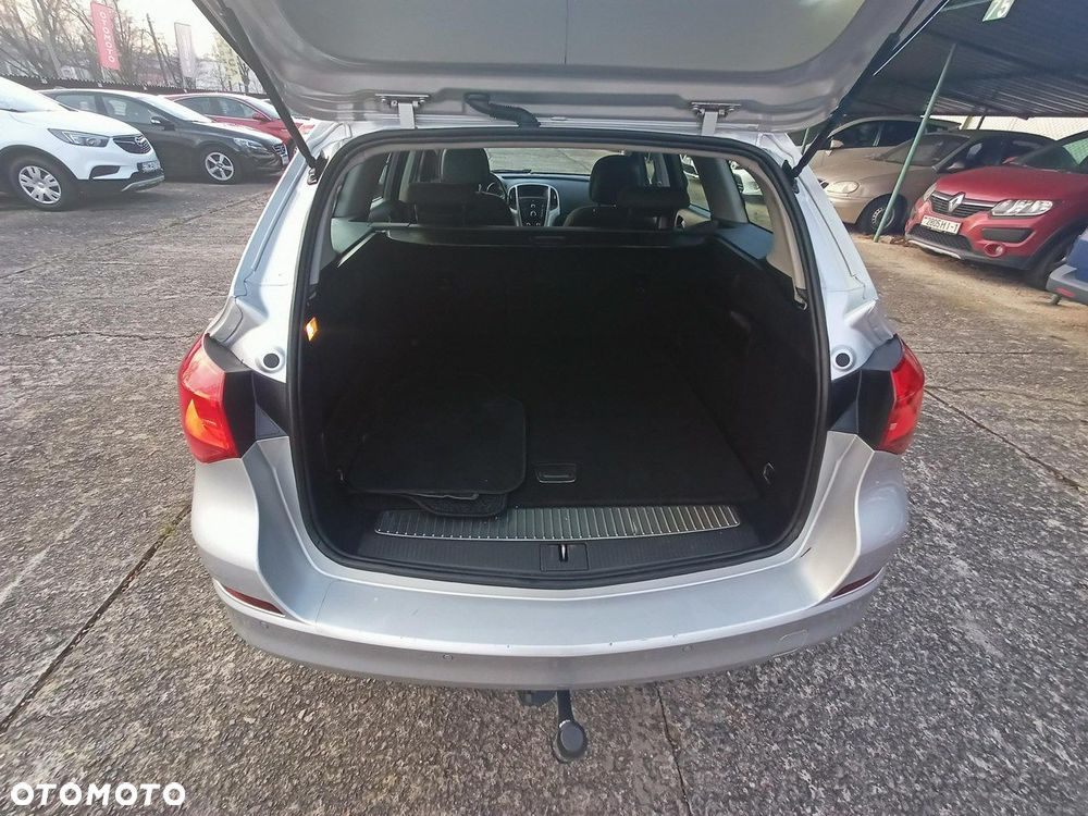 Opel Astra 1.4 ecoFLEX - 31