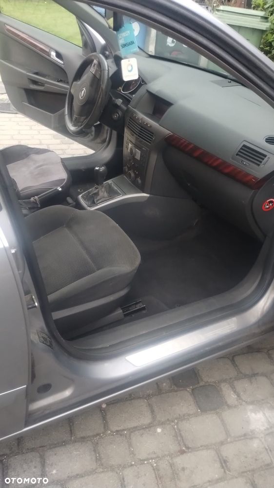 Opel Astra 1.9 CDTI Enjoy - 7