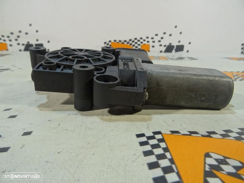 Motor Do Elevador De Vidro Frente Direito Opel Corsa D (S07)  72005001 - 3