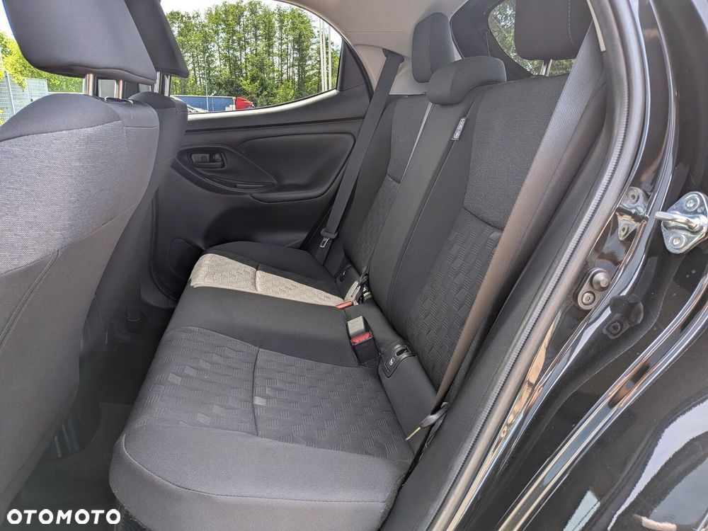 Toyota Yaris Hybrid 1.5 Style - 37