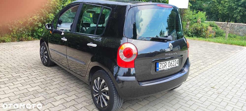 Renault Modus - 13