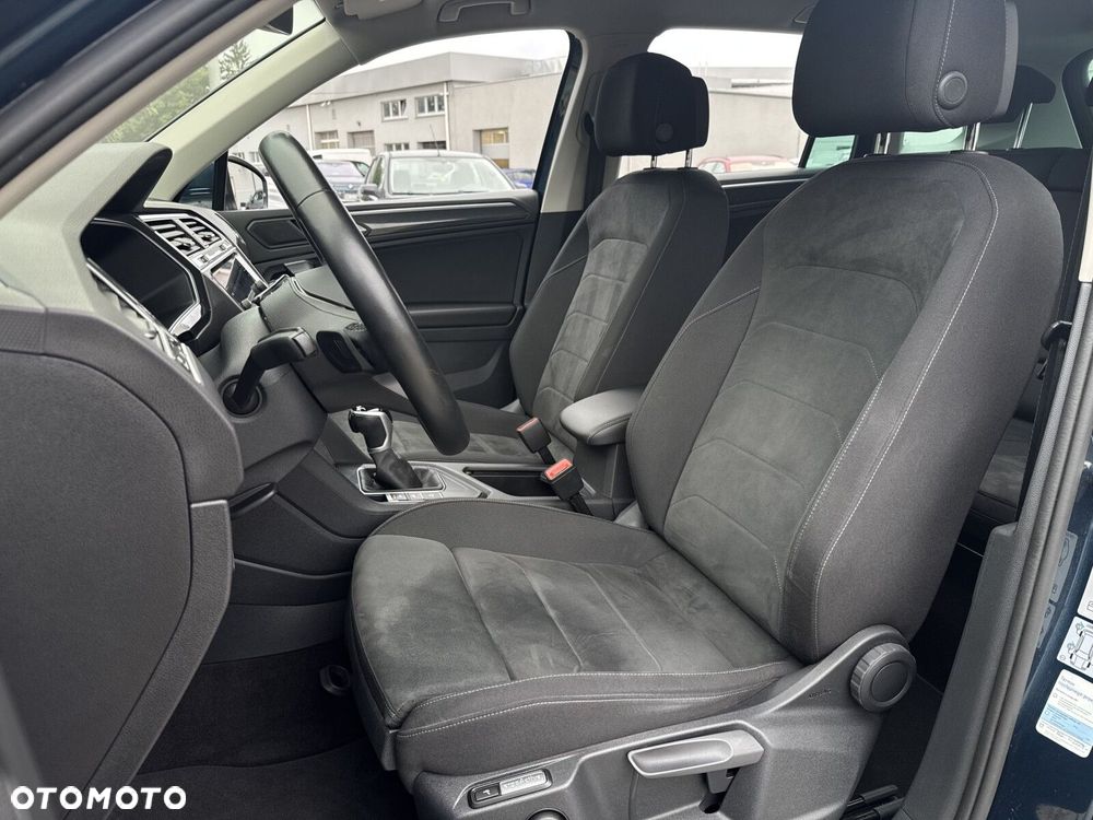 Volkswagen Tiguan 1.5 TSI EVO Elegance DSG - 9