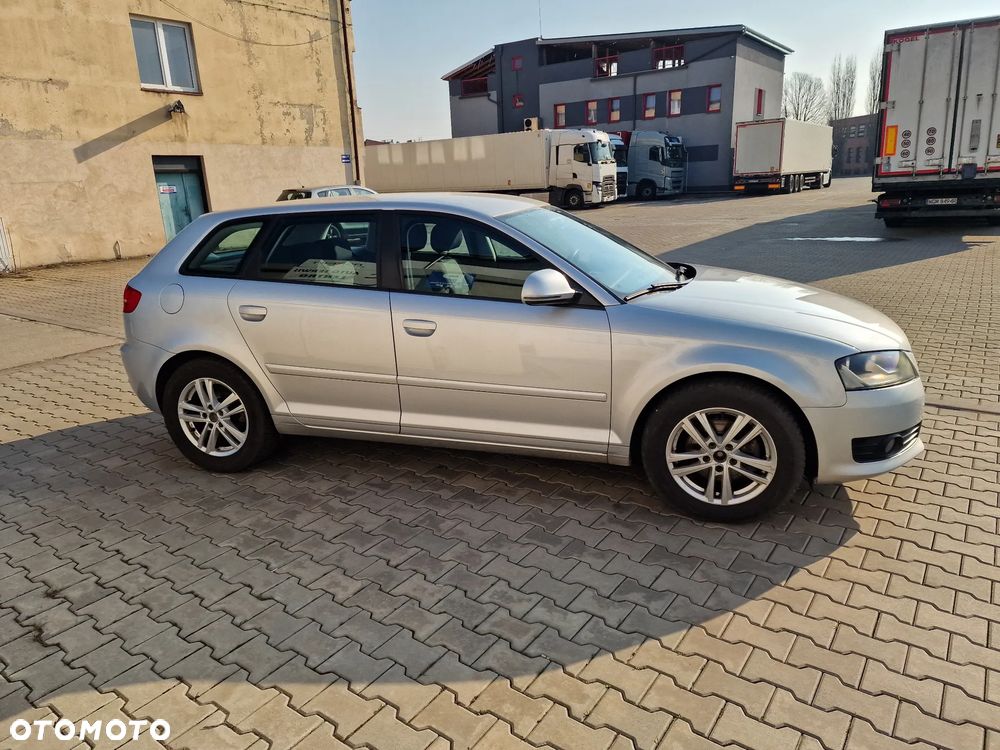 Audi A3 Sportback - 12
