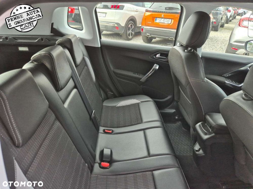 Peugeot 2008 - 18
