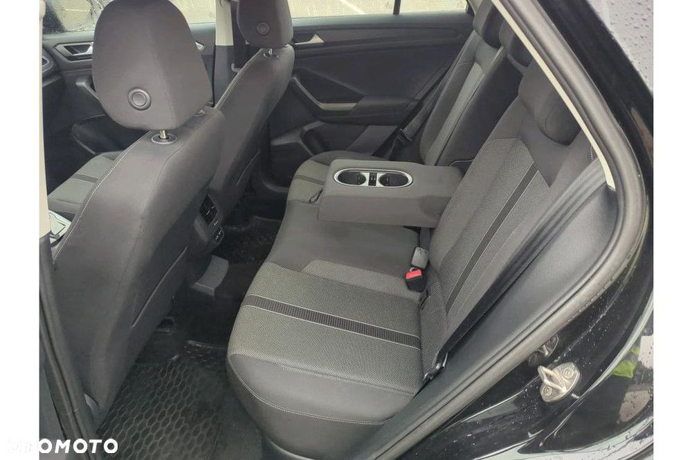 Volkswagen T-Roc 1.5 TSI Life DSG - 8