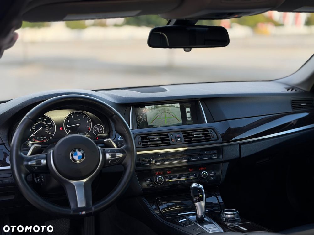 BMW Seria 5 528i xDrive - 8