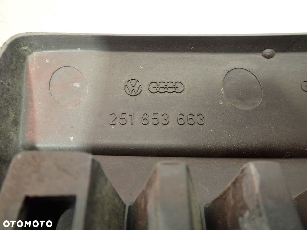 KRATKA GRILL DOLNY VOLKSWAGEN T3  251853663 - 9