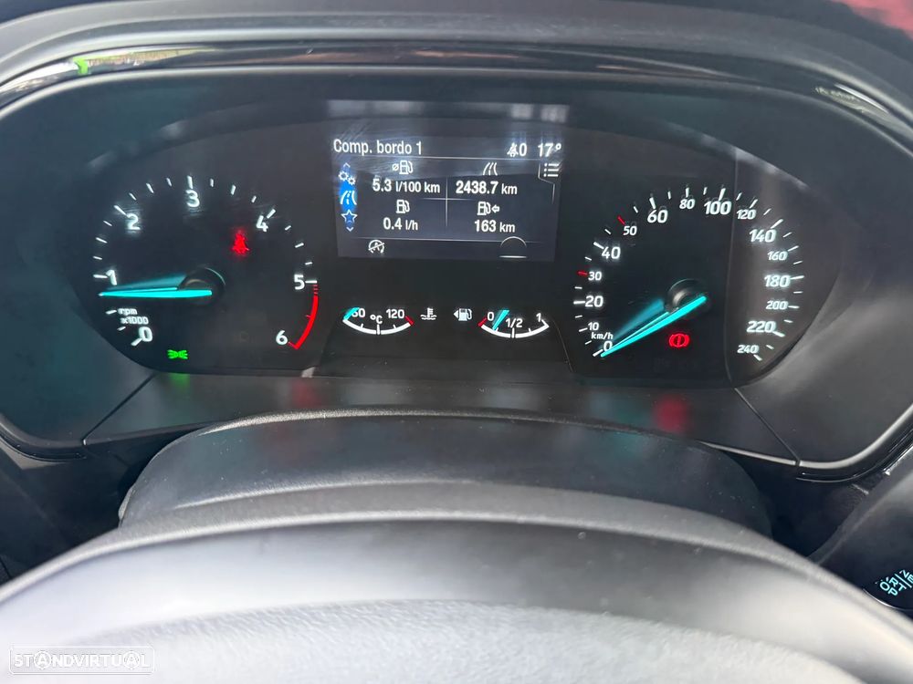 Ford Focus 1.5 TDCi EcoBlue ST-Line - 32