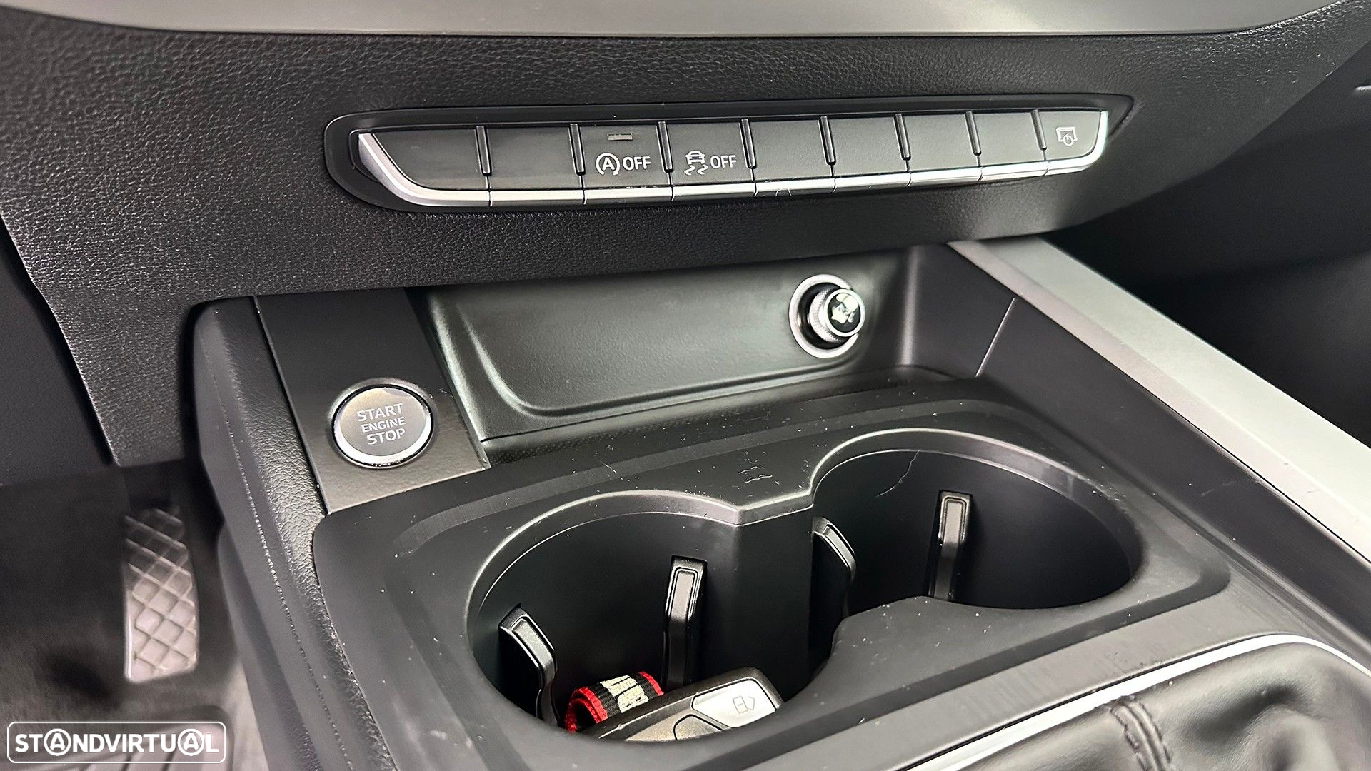 Audi A4 Avant 2.0 TDI Advance - 39