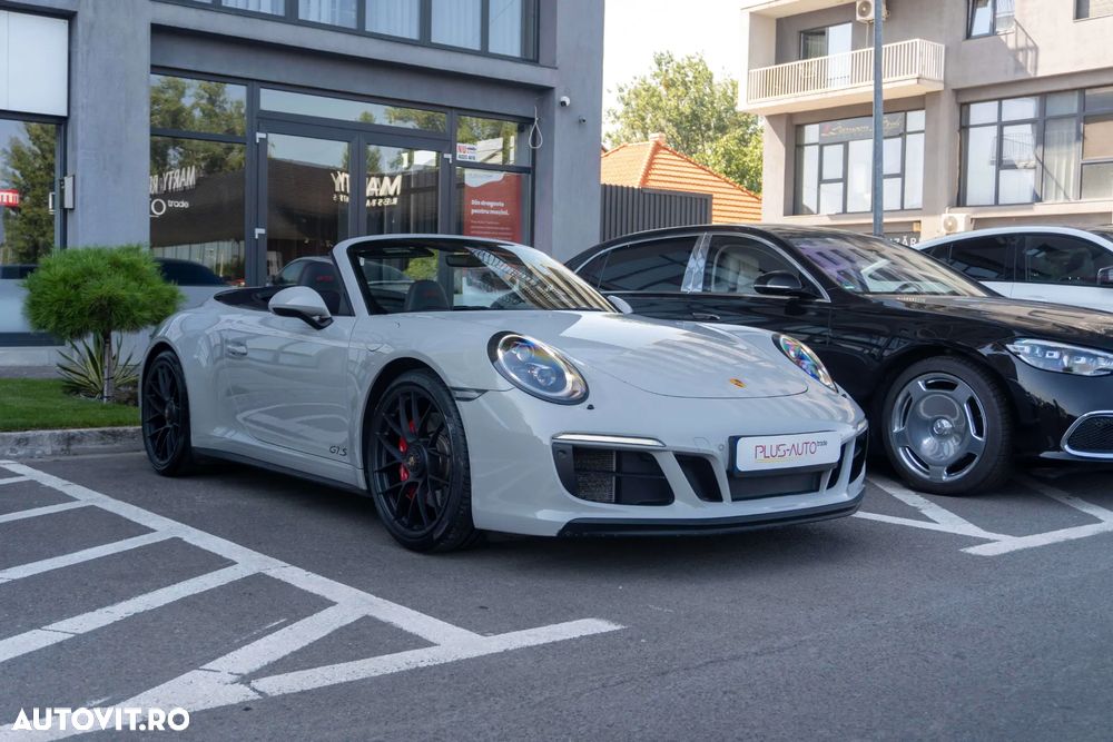 Porsche 911 Carrera 4 GTS Cabriolet PDK