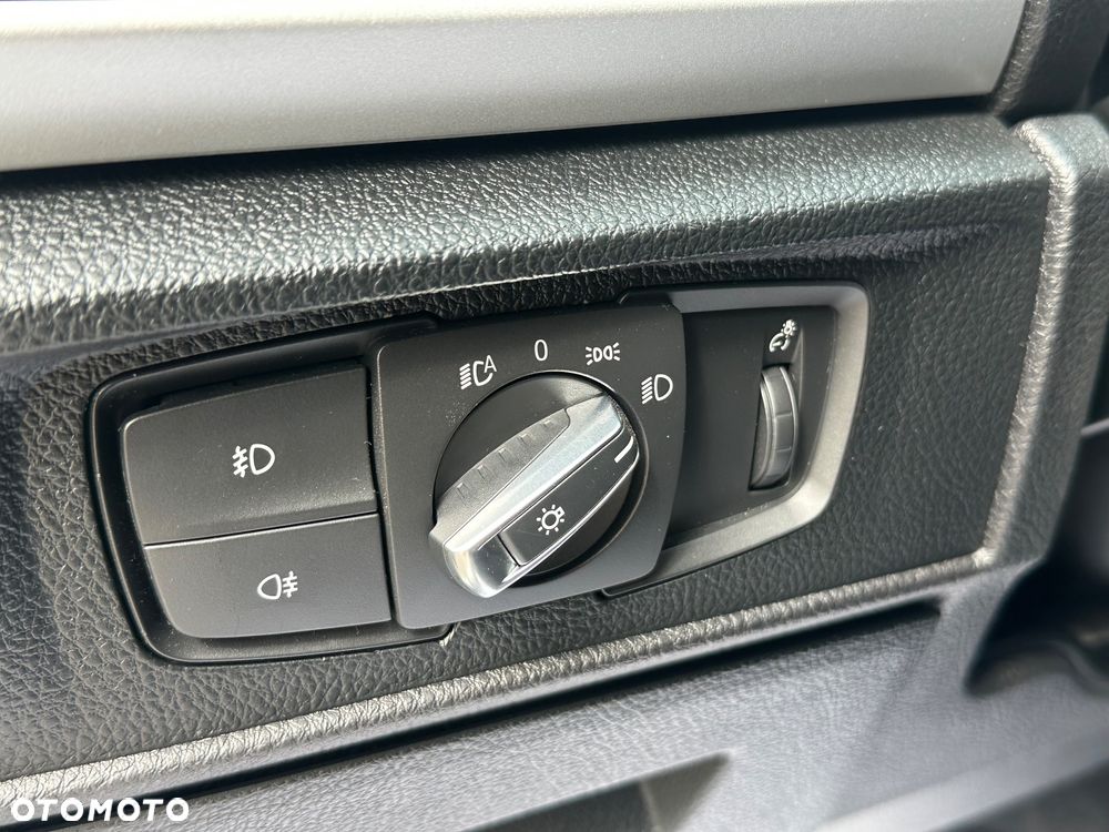 BMW Seria 1 118d xDrive Sport Line - 23