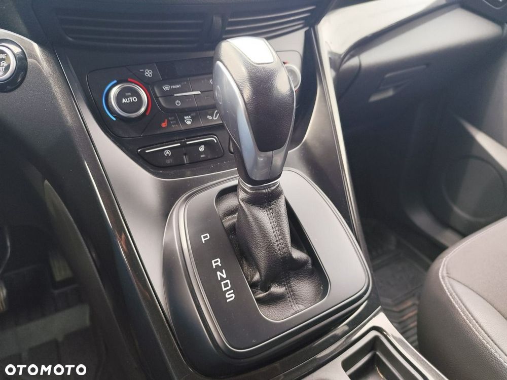 Ford Kuga 1.5 EcoBoost 4x4 Titanium - 16