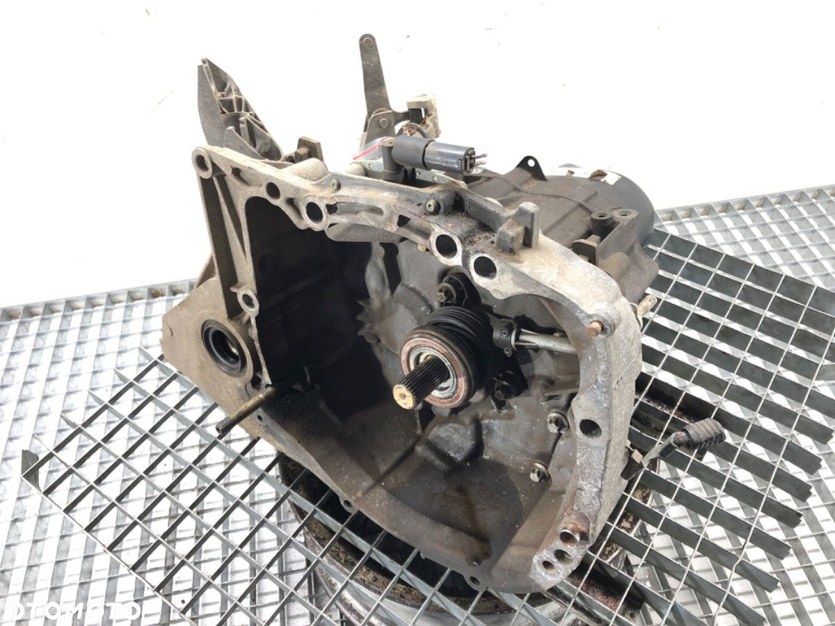 SKRZYNIA BIEGÓW - 260.00 PLN - RENAULT CLIO III (BR0/1, CR0/1) 2005 - 2014 1.2 16V (BR02, BR0J, - 6