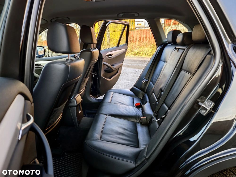 BMW X1 sDrive18d Sport Line - 8