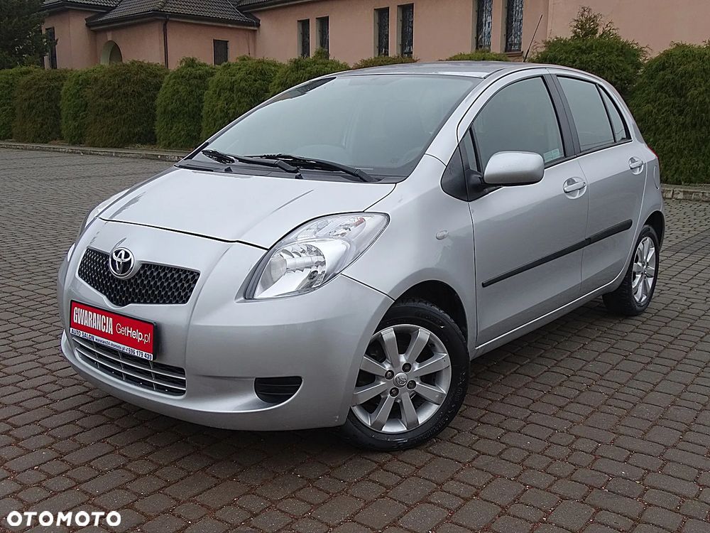 Toyota Yaris 1.3 Luna Premium - 36