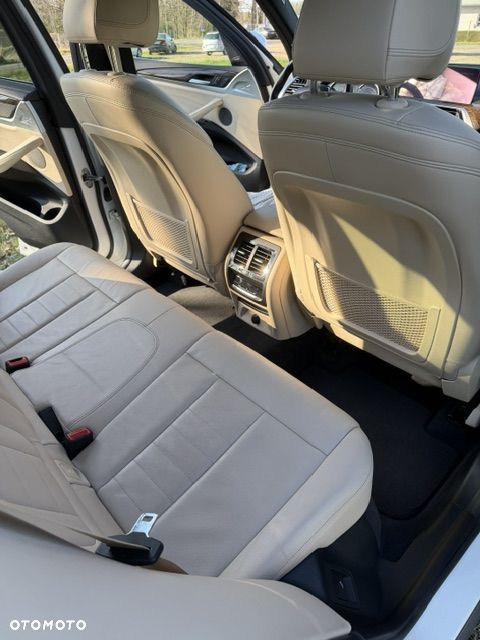BMW X3 xDrive30i Luxury Line sport - 17