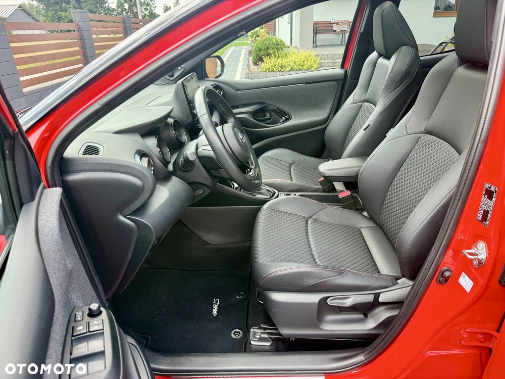 Toyota Yaris Hybrid 1.5 Premiere Edition - 18