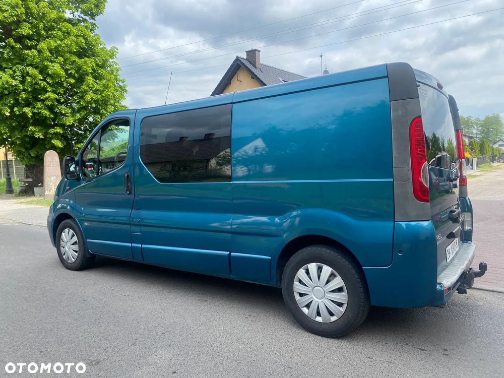Opel Vivaro - 12