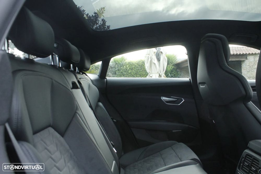 Audi e-tron GT quattro - 25