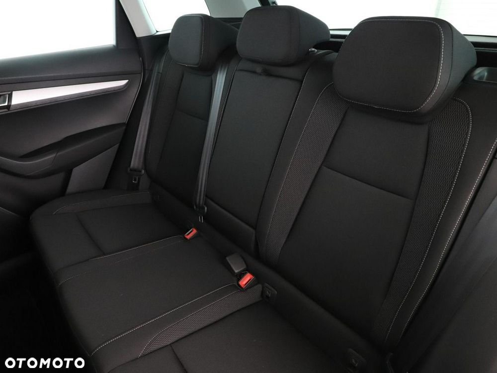 Skoda Karoq 2.0 TDI SCR DSG Style - 18
