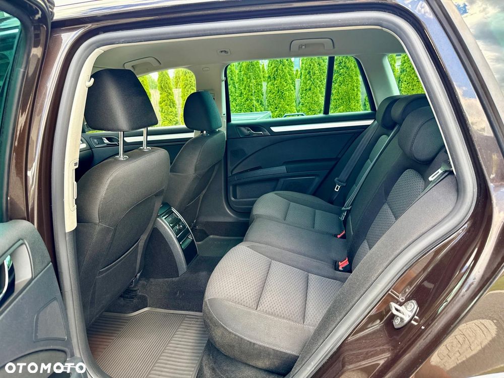 Skoda Superb 2.0 TDI 4x4 DSG Elegance - 18