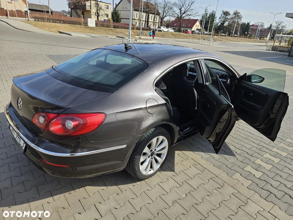 Volkswagen Passat CC - 4