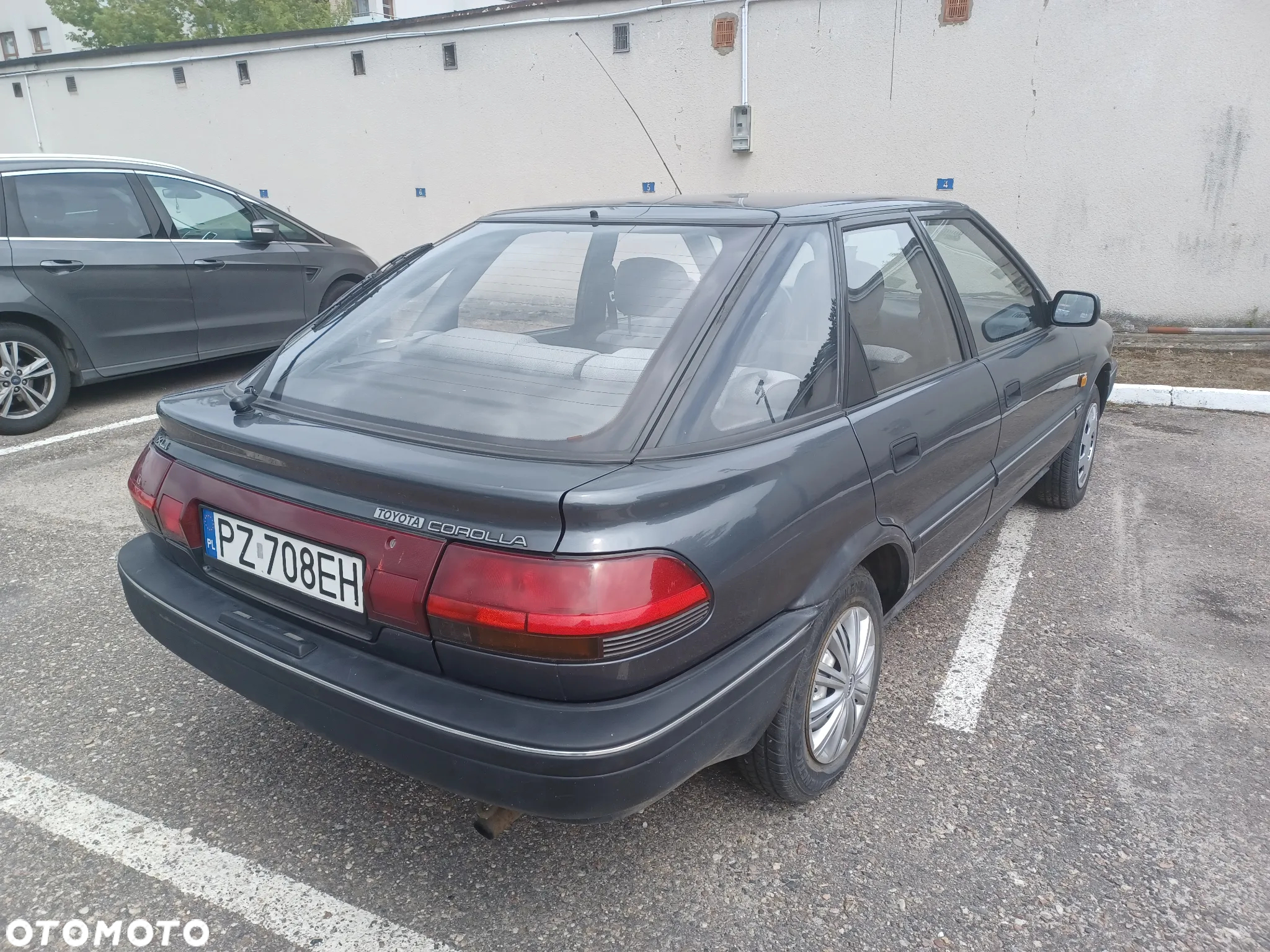 Toyota Corolla 1.3 XL - 4