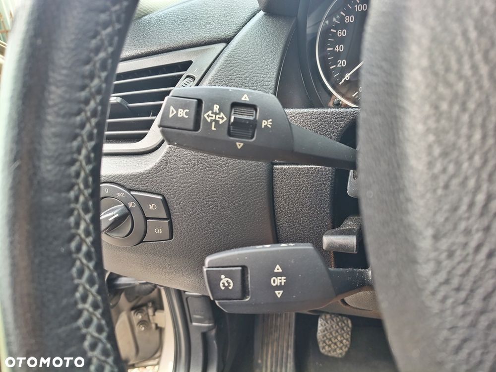 BMW X1 xDrive18d - 32