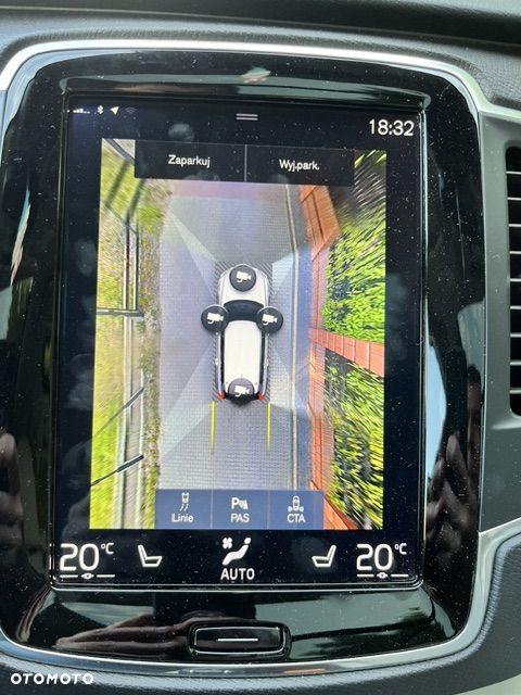 Volvo XC 90 T6 AWD Geartronic Momentum - 23