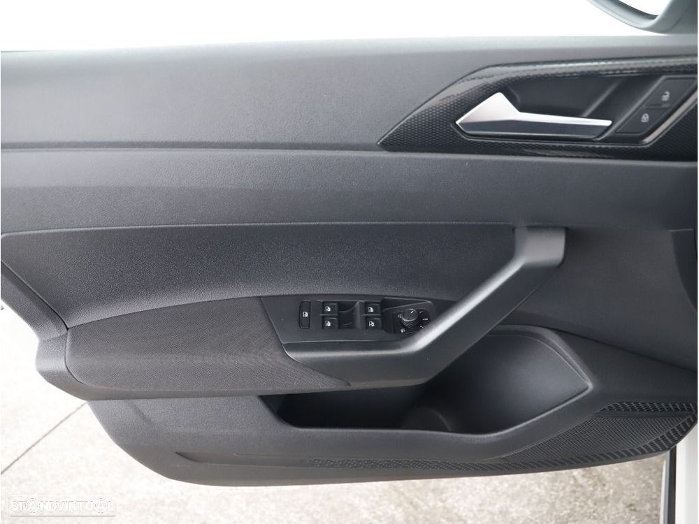 VW Taigo 1.0 TSI Life DSG - 9