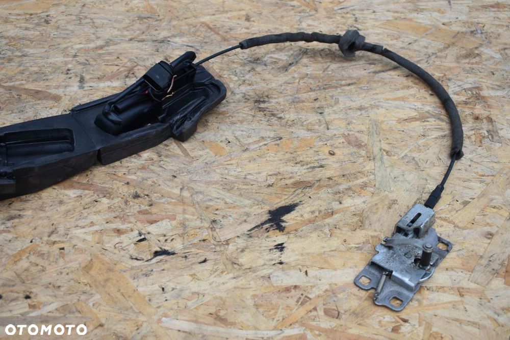 DOMYK KLAPY TYŁ AUDI A8 D3 4E0827383C - 1