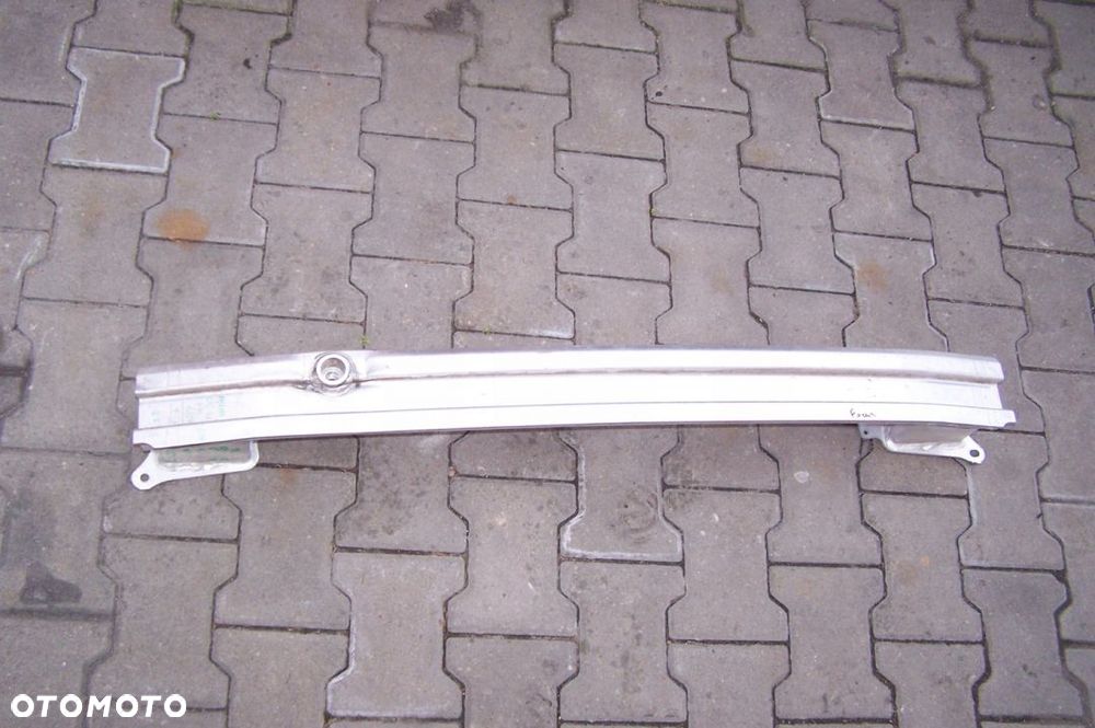 Ford Focus MK4 belka zderzaka tylnego - 1