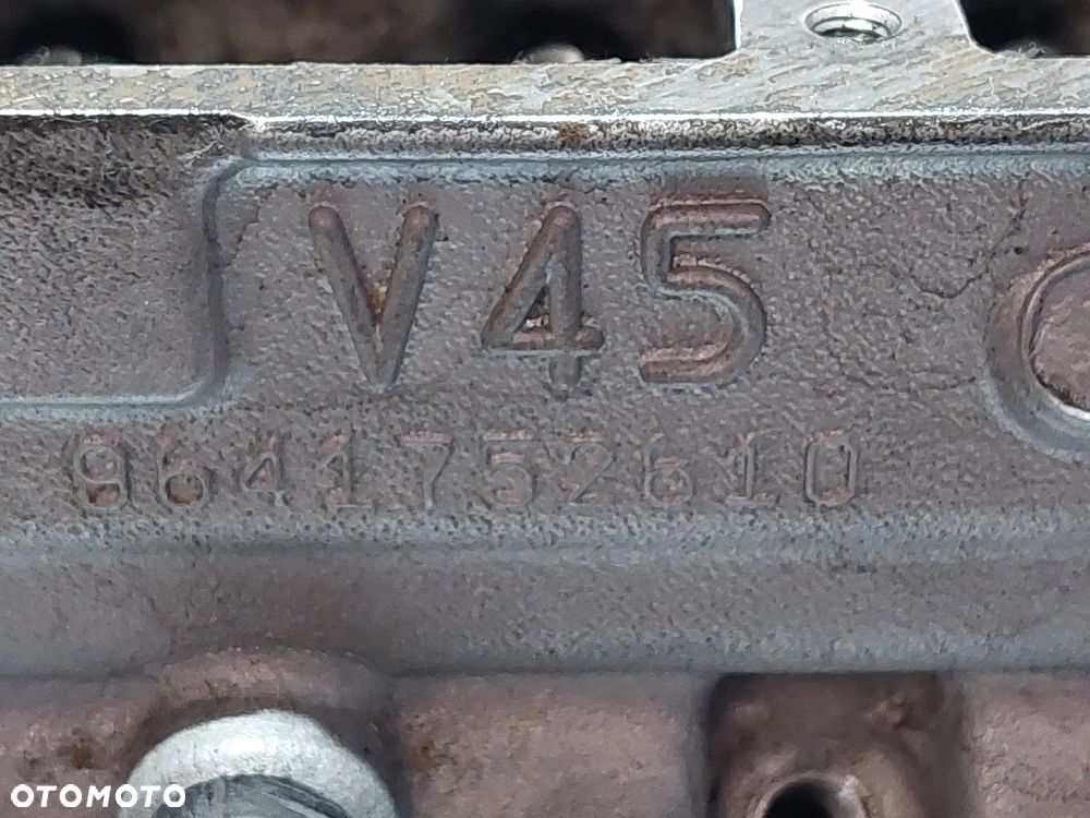 GŁOWICA VOLVO V50 S40 2,0 DISEL 136KM NR 9641752610 - 2