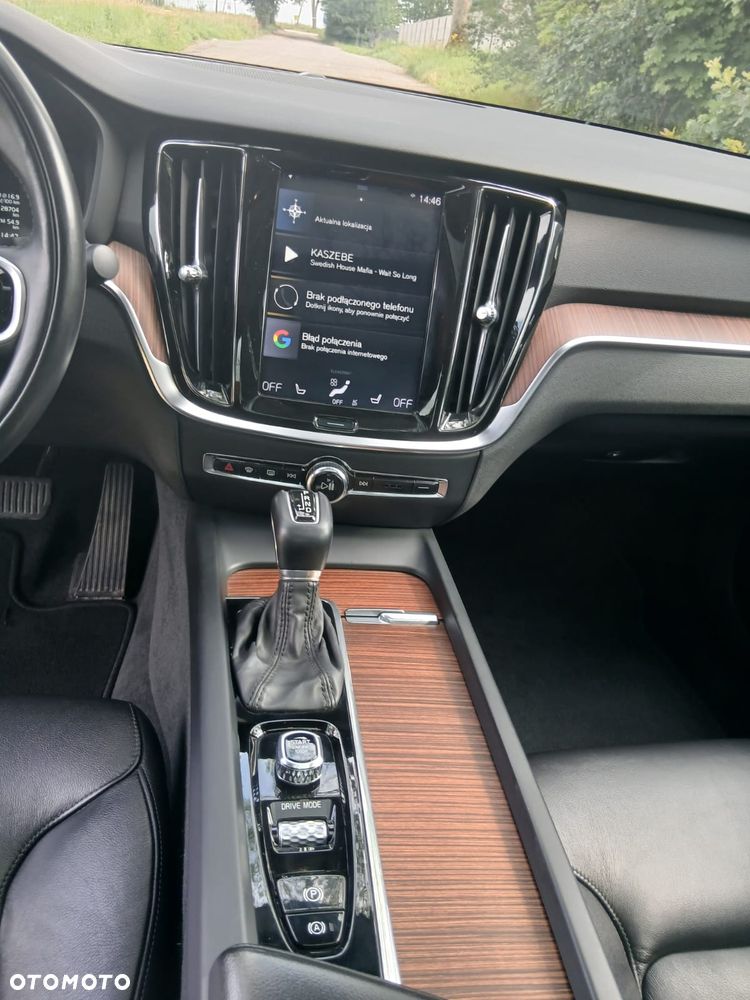 Volvo S60 T6 AWD Momentum Pro - 13