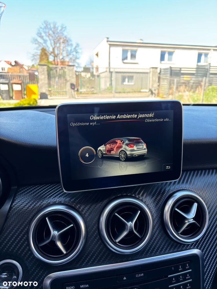 Mercedes-Benz Klasa A 180 AMG Line - 30