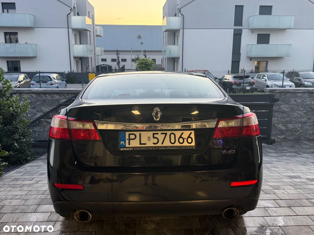 Renault Latitude - 12