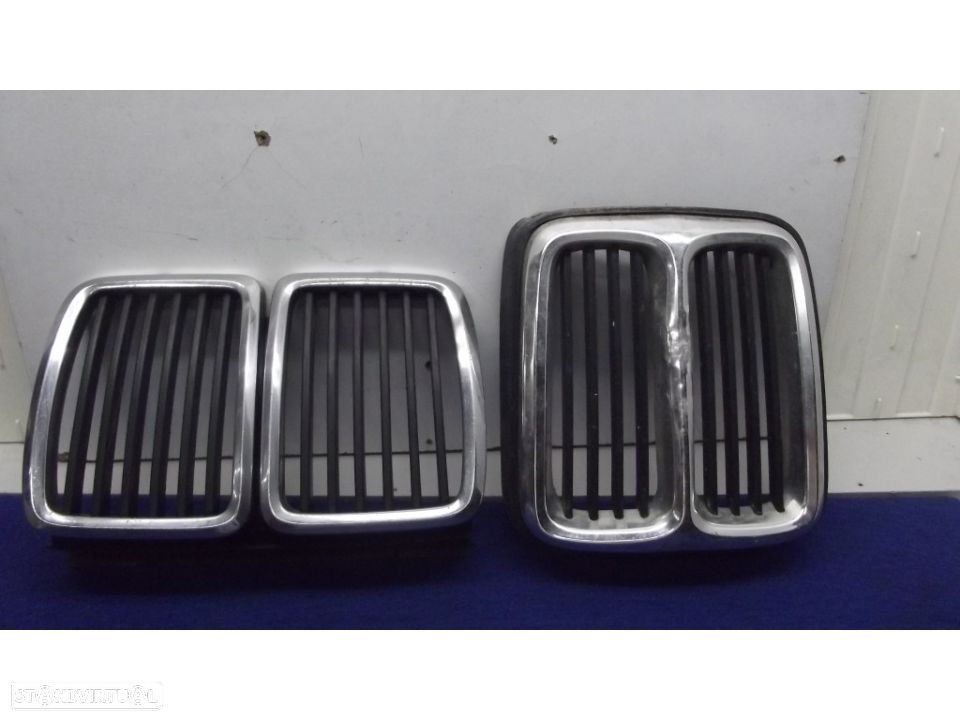bmw E-21 E-30 grelhas centrais - 1